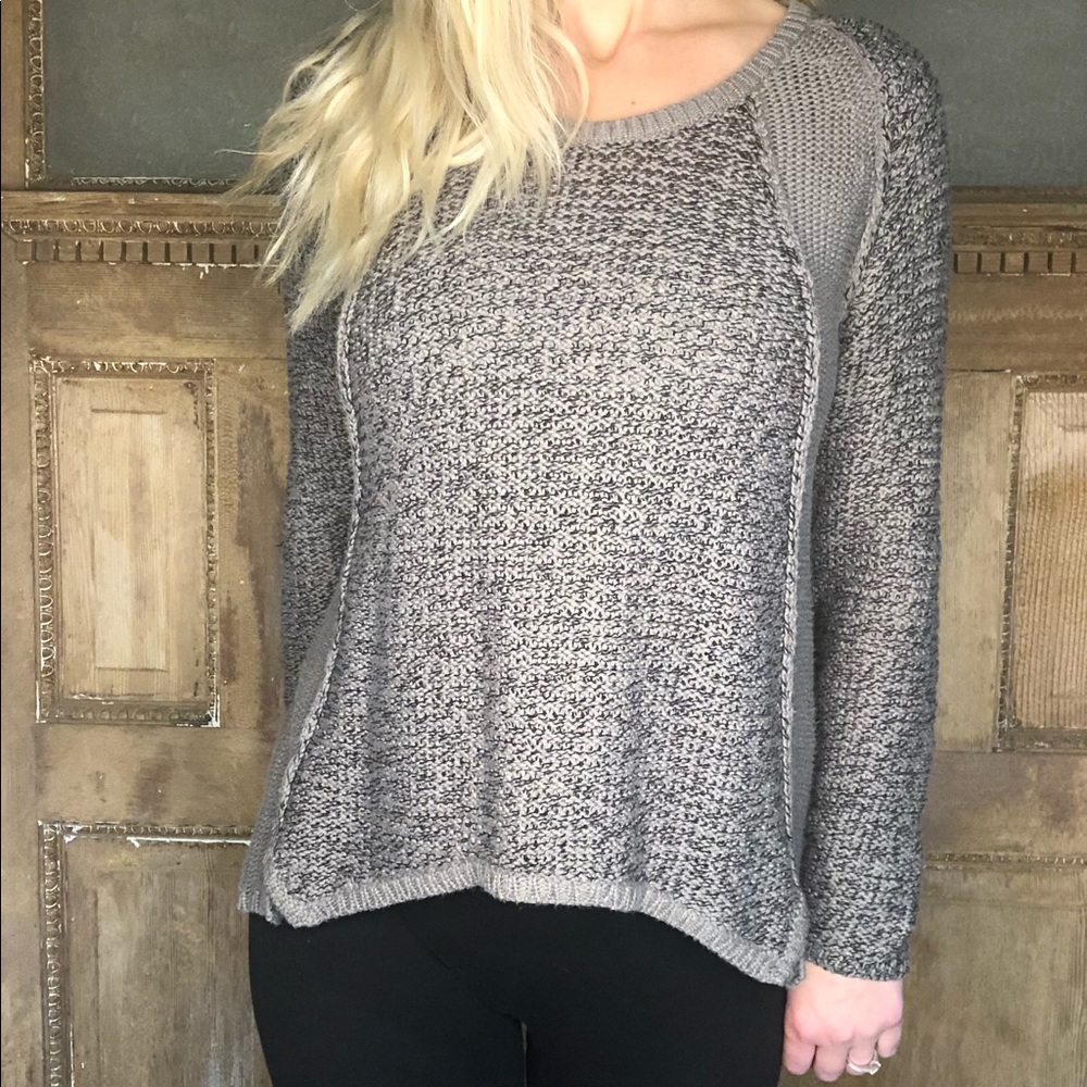 RDI High-Low Sweater size Medium